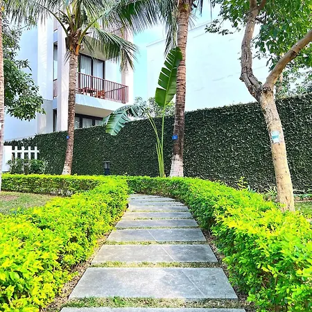 Oakwood Ha Long Hotel Exterior photo