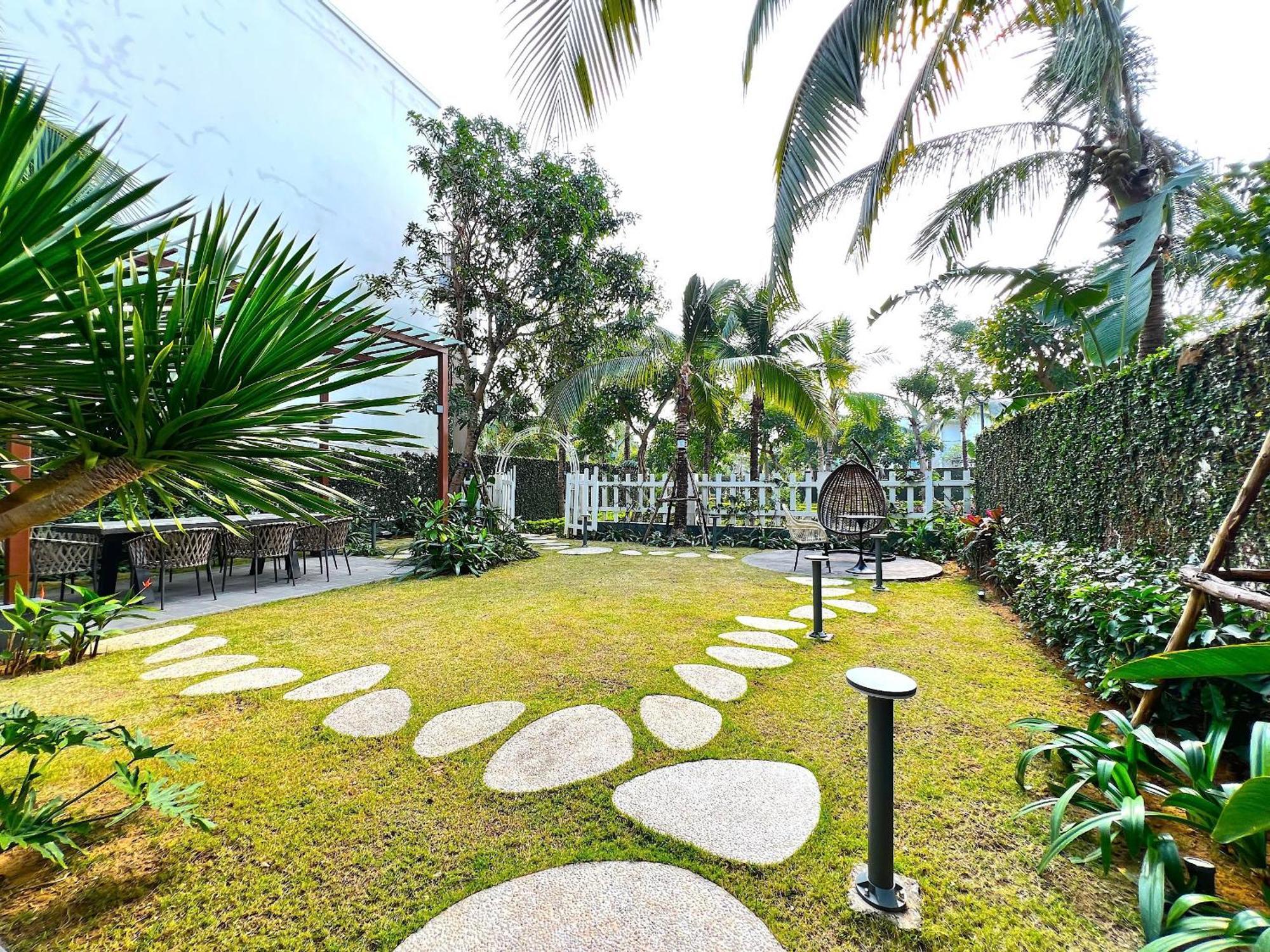 Oakwood Resort Ha Long